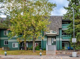 315 E Southampton Dr SW #2312, Calgary, AB T2W 2T6