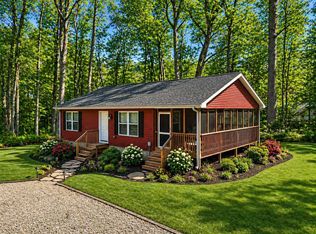 50035 Forest Rd, Dowagiac, MI 49047
