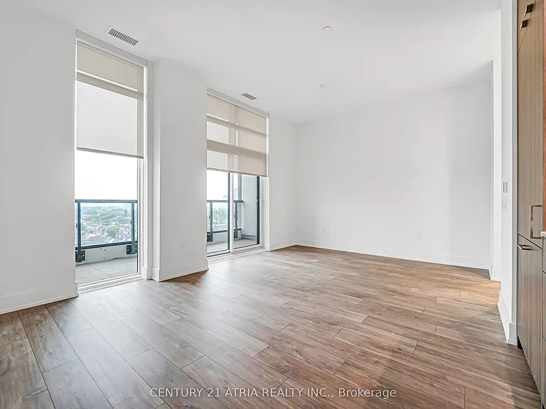 858 Dupont St #Penthouse 03 — Photo 19