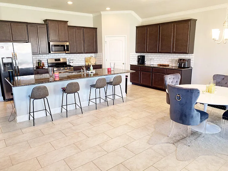 13546 Meredith Cv — Photo 8
