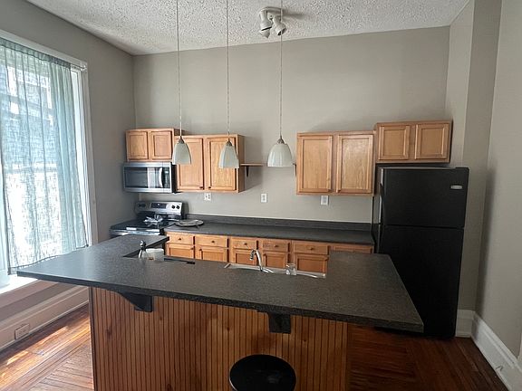 5th image of 2427 W Clifton Ave APT 1