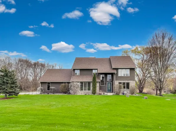 23883 W Sarah Ct, Antioch, IL 60002