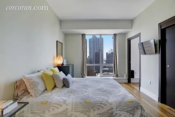 Sold by Corcoran | media 7