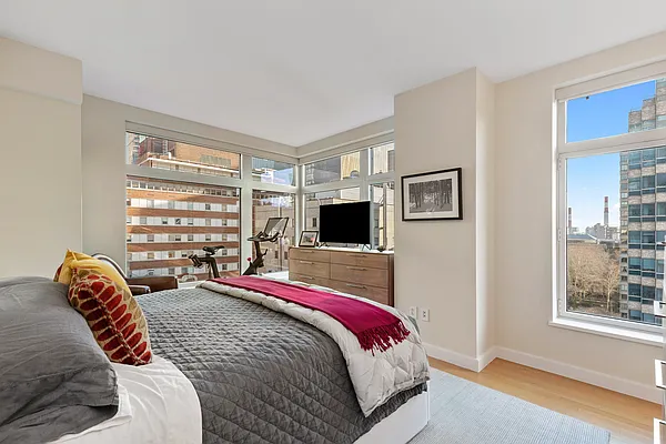 Rented by Corcoran | media 5