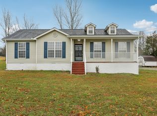 1101 Bugscuffle Rd, Wartrace, TN 37183