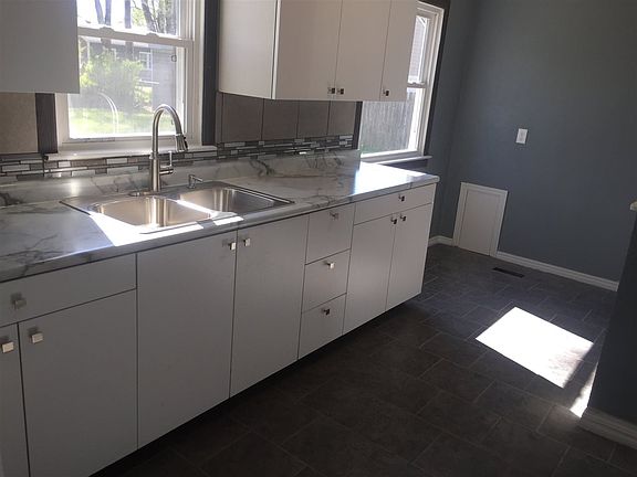 5th image of 728 Audrey Dr