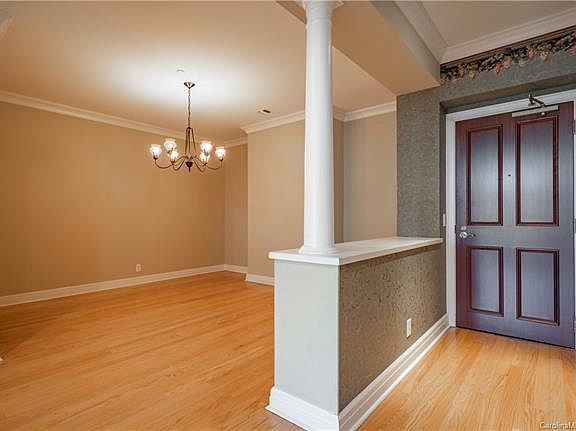 2nd image of 524 N Church St