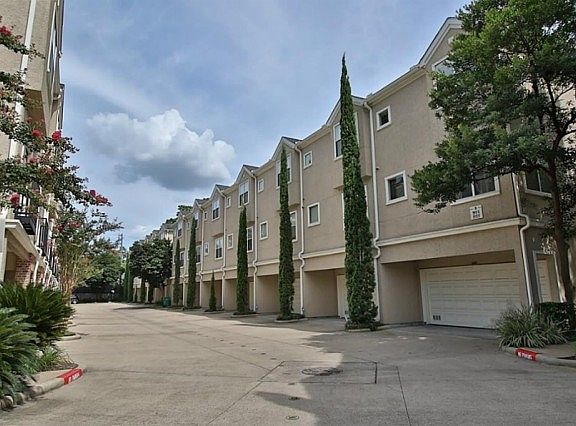 2nd image of 12707 Boheme Dr APT 907