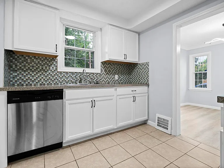 3742 E Antisdale Rd — Photo 10
