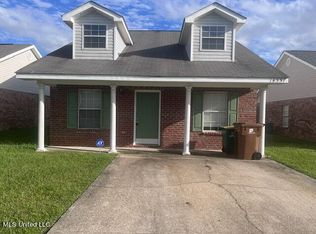 14557 Indian Trails Cir, Diberville, MS 39540