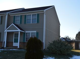 2463 Franklin Dr, East Petersburg, PA 17520