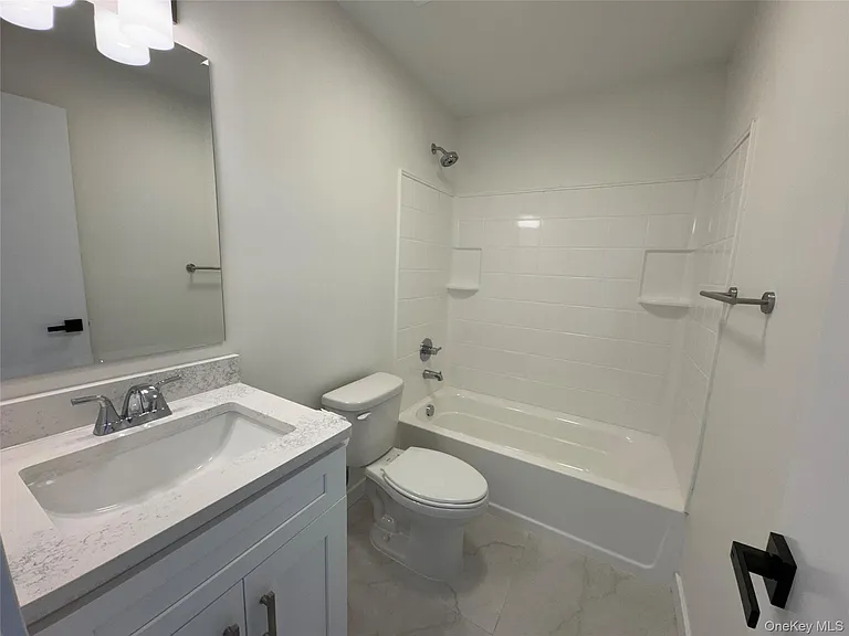 13 Park Ave — Photo 7