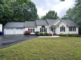 1312 High Ridge Dr, Mebane, NC 27302