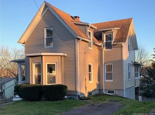 356 Spring St, Meriden, CT 06451