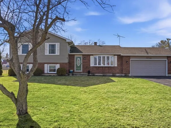 38546 N Pine Ave, Beach Park, IL 60099