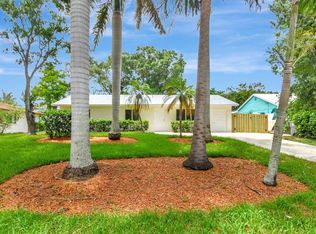 4855 Dolphin Dr, Lake Worth, FL 33463