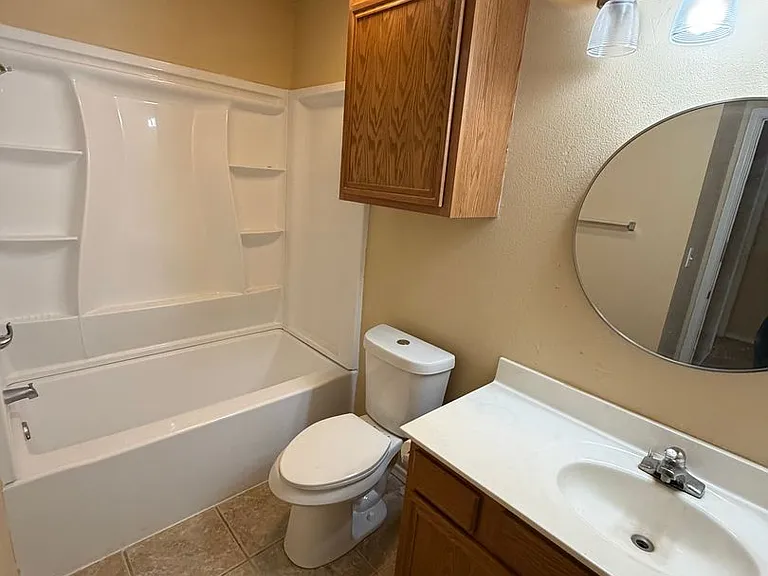 502 N Clinton Ave — Photo 6