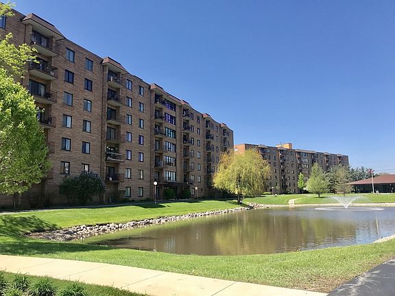 2nd image of 1777 W Crystal Ln Unit 306