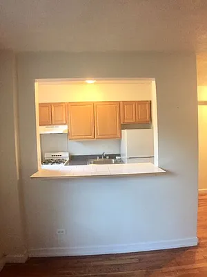 Rented by Roberto Guilbet, LREB | media 41