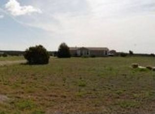 8 Rose Ln, Tijeras, NM 87059