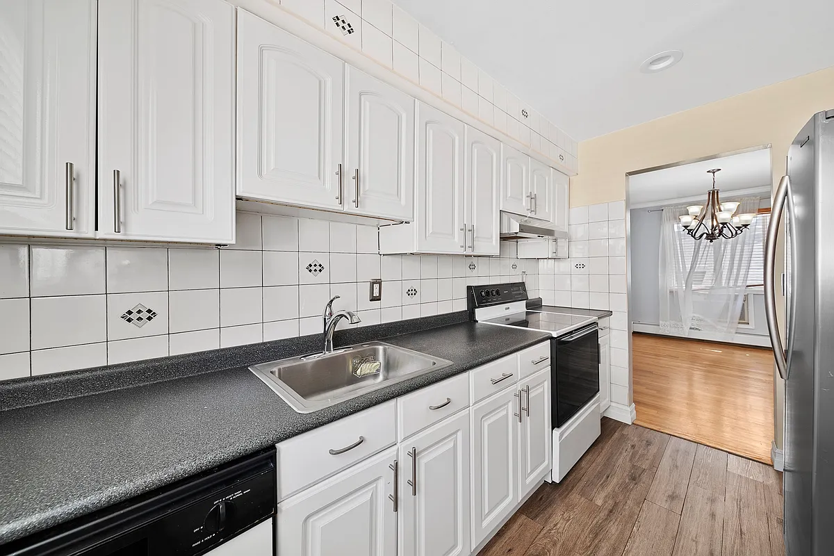 Building Photo - 188 Deauville Blvd #1