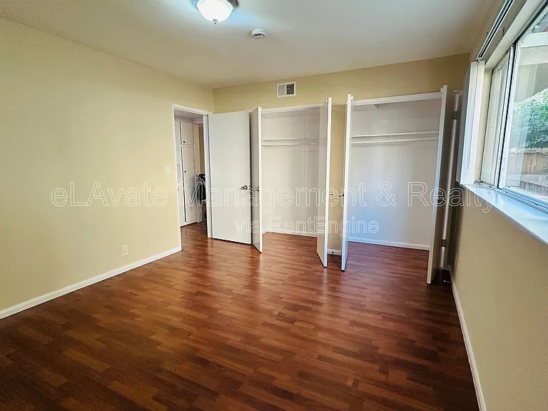 1416 N Martel Ave #3 — Photo 6