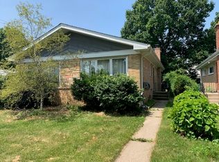 10014 Lamon Ave, Skokie, IL 60077