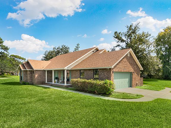 2nd image of 15296 Landmark Cir S