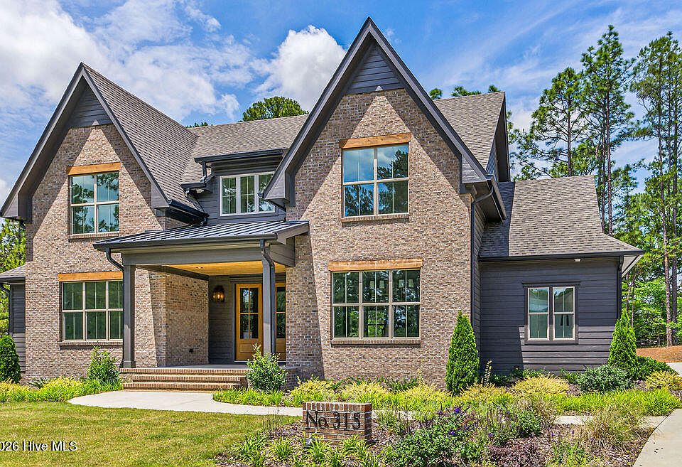 1st image of 315 Sloan Lane