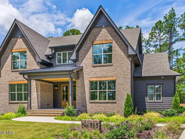 315 Sloan Lane, Pinehurst, NC 28374