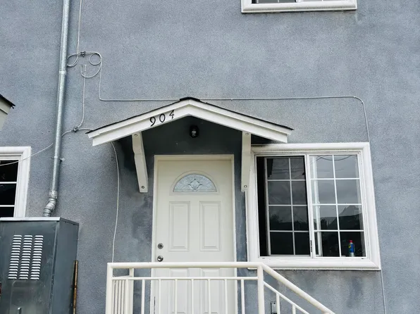 904 W 49th St, Los Angeles, CA 90037