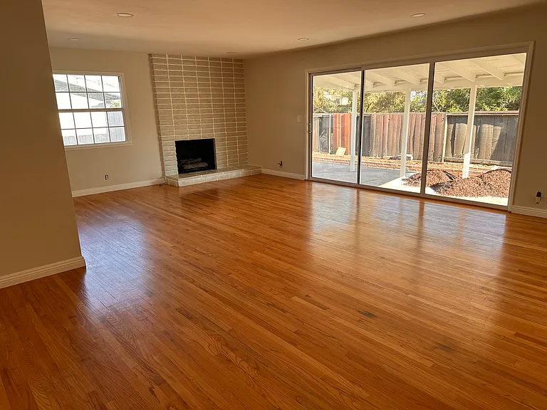 230 Stevens Ave — Photo 5
