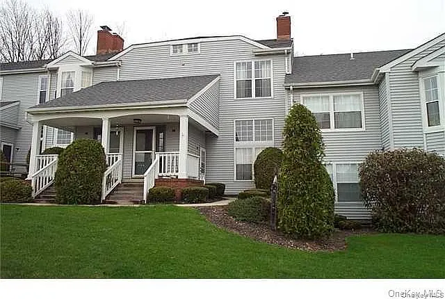 1 bed, 1.0 bath, 966 sqft, $2,200 — Photo 1