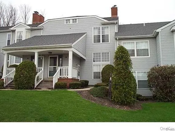 39 The Knls, Warwick, NY 10990