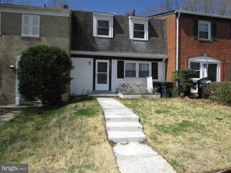 1st image of 12542 Woodstock Dr E