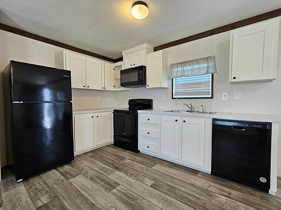 4th image of 1020 N Yellowstone #2061
