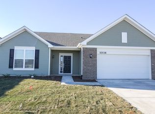 10116 Charles Ct, Crown Pt, IN