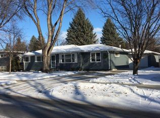 2703 S 10th St, Grand Forks, ND 58201