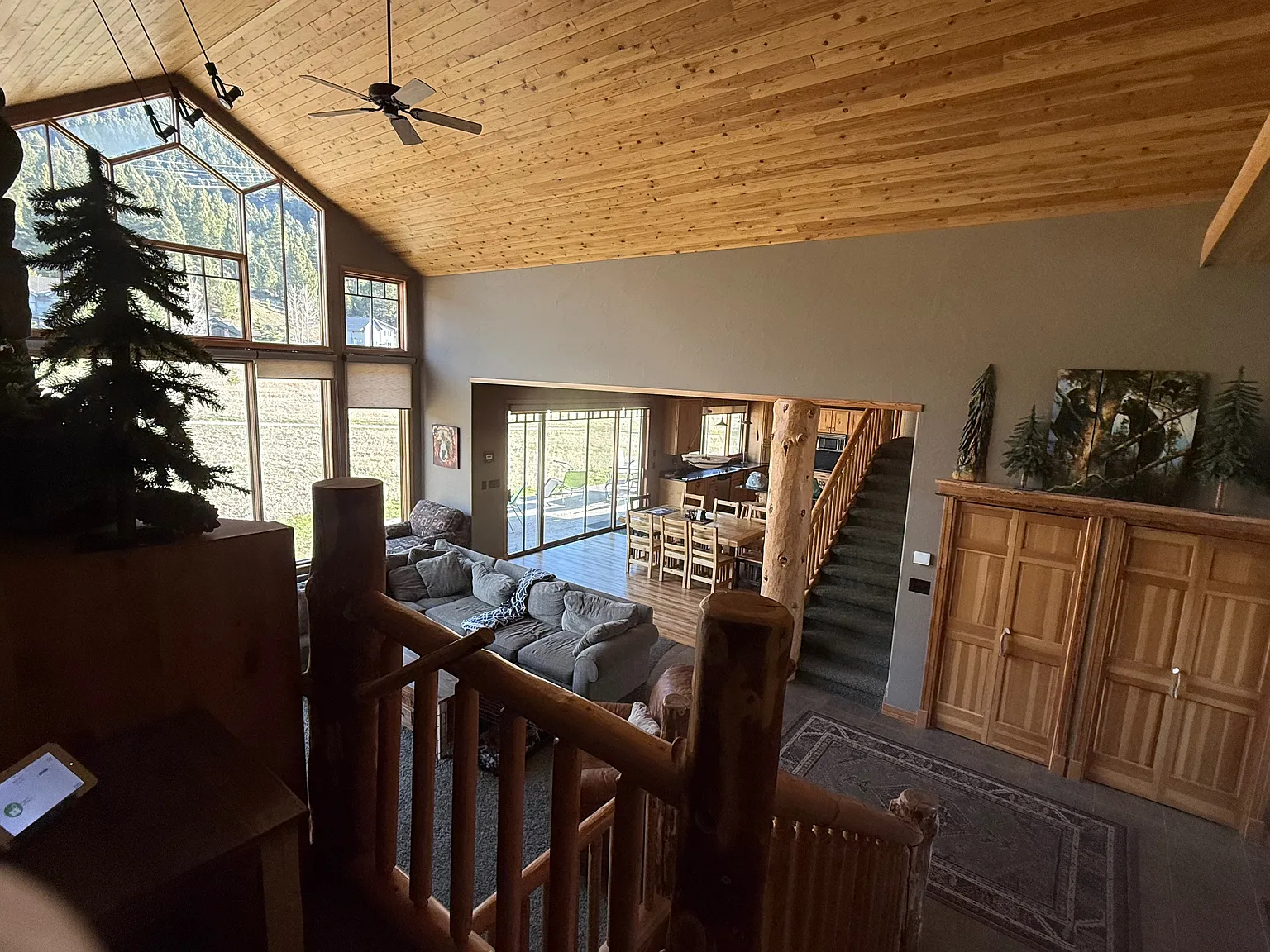 3 bed, 3816 sqft, $7,500 — Photo 3