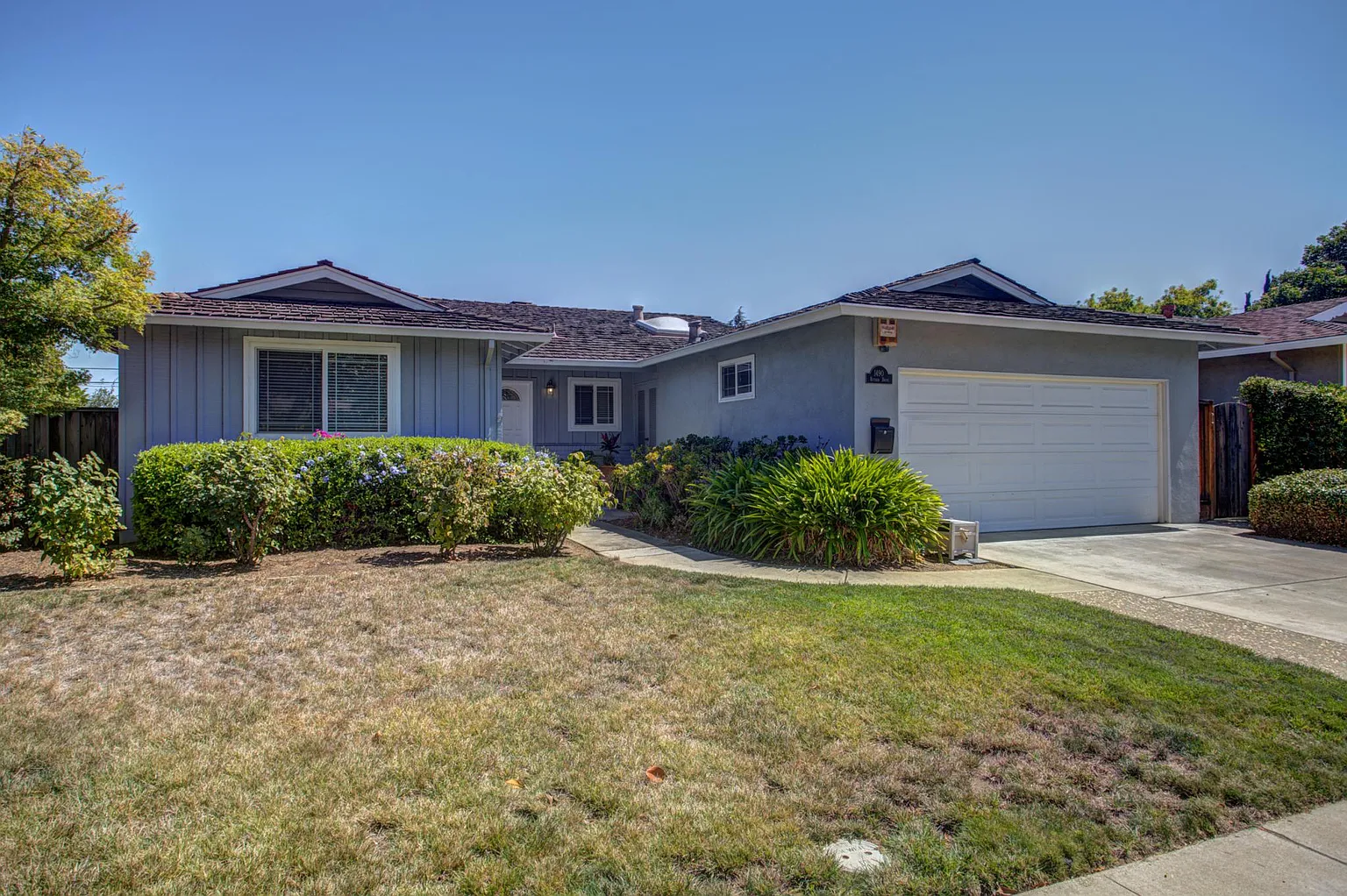 1490 Bittern Dr photo 1