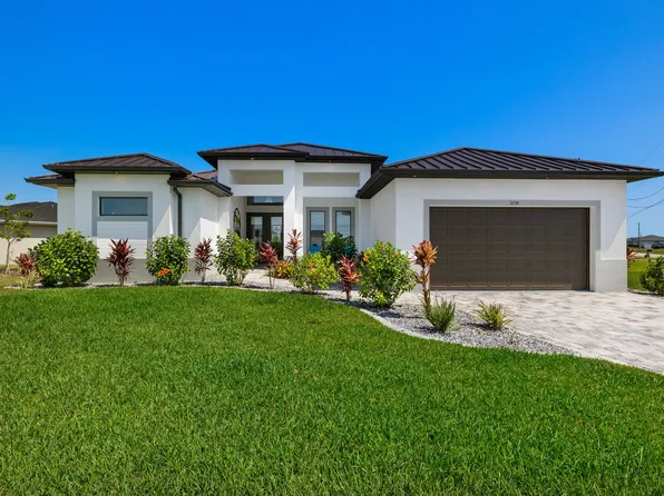3734 Yucatan Pkwy, Cape Coral, FL 33993