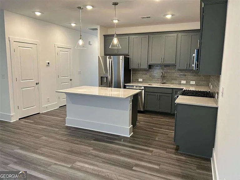 1708 NW Gunnin Trce NW — Photo 11