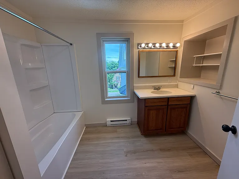 402 S Ravine St #2 — Photo 4