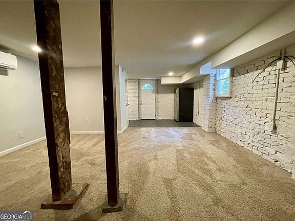 5th image of 673 Kennesaw Ave NE