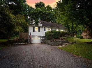 136 Gordon Pkwy, Syracuse, NY 13219