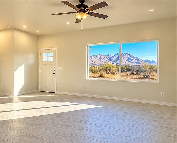 3 bed, 1427 sqft, $1,795 — Photo 3