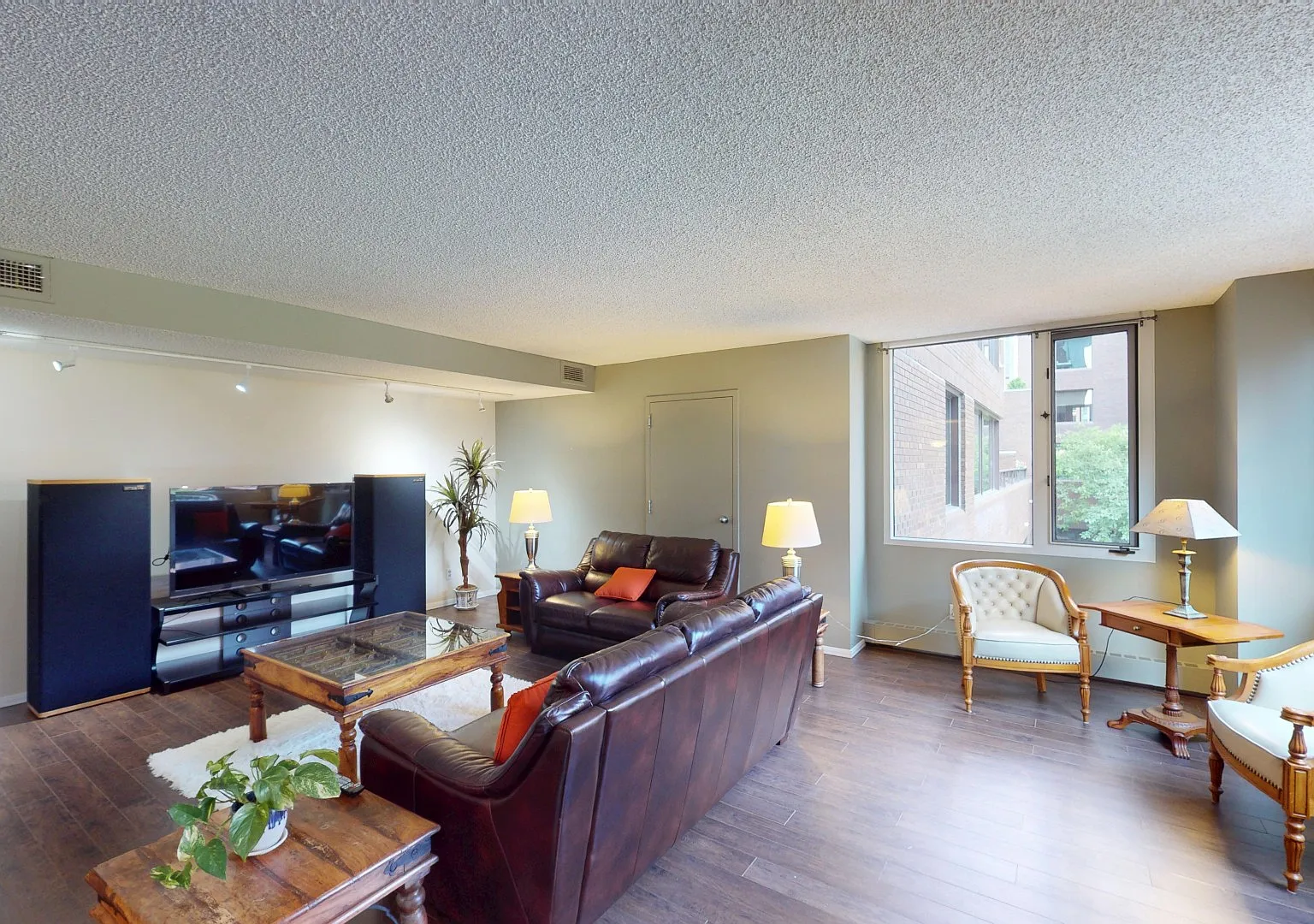 201B Eau Claire Ave Sw — Photo 2