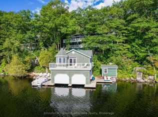 1041 Ann St #4, Muskoka Lakes, ON P1P 1R2