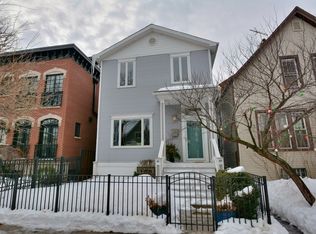 3840 N Hermitage Ave, Chicago, IL 60613