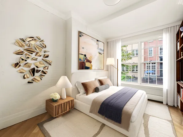 51 East 67th Street image 11 of 19